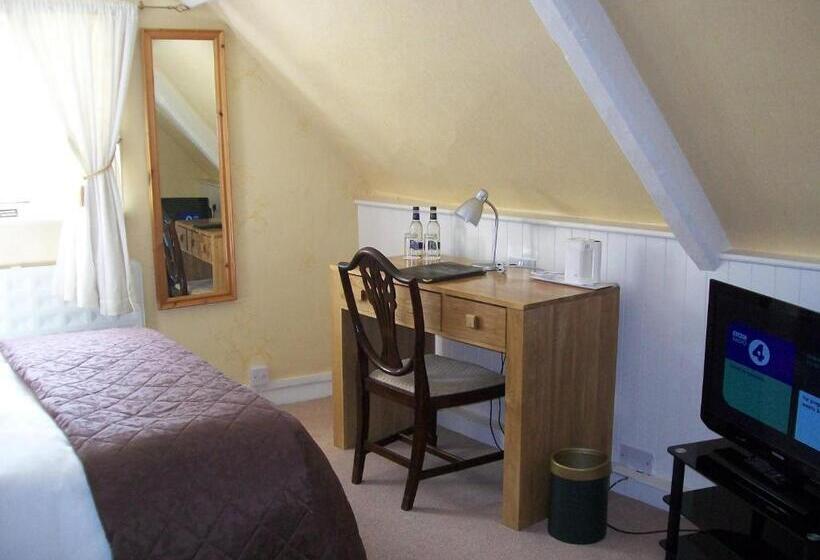 Номер Deluxe, Chapel House