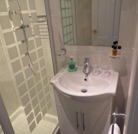 اتاق استاندارد با چشم‌انداز باغ, Duthus Lodge Guest House