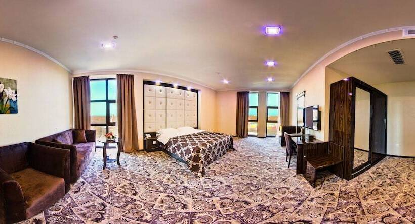 스탠다드 룸, Plaza Hotel Bishkek