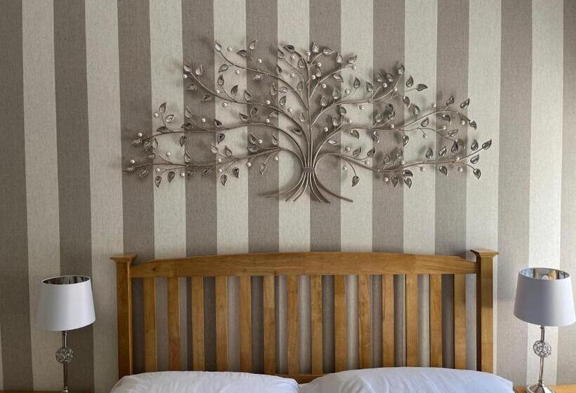 Quarto Deluxe, Tides Reach Guest House