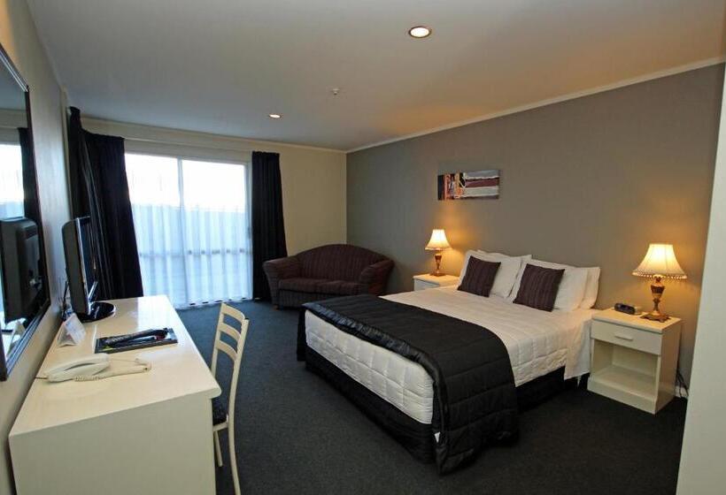 Студия Стандарт, Champers Motor Inn