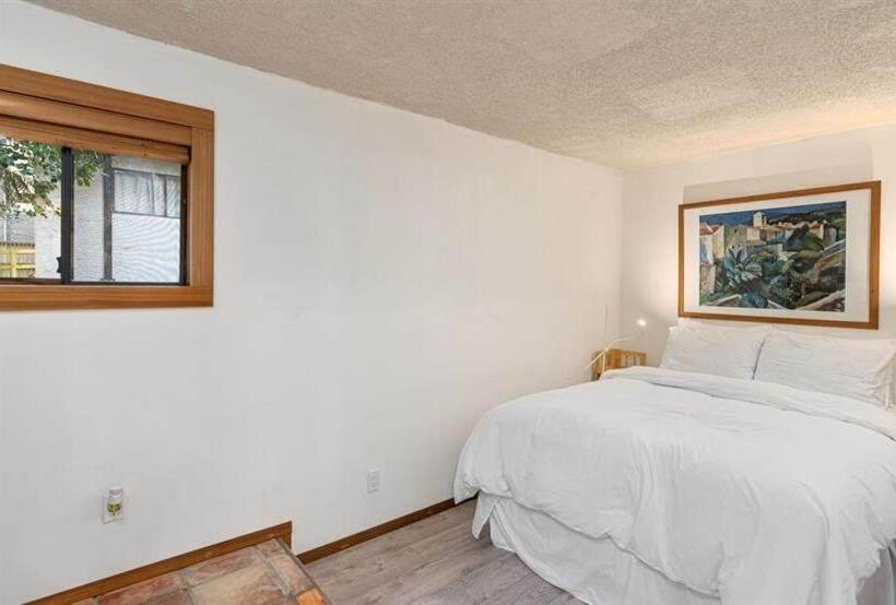 Люкс Deluxe Вид на Море, Vancouver Sea View Palace Inn