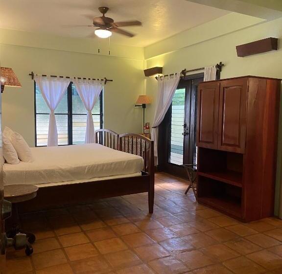 Апартаменты 1 Спальня Вид на Море, Tranquility Beach Suites