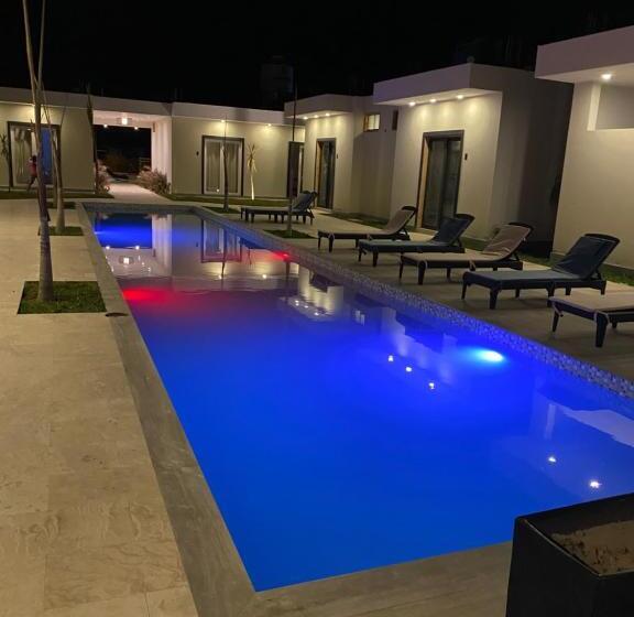 اتاق لوکس, Riviera Vichayito
