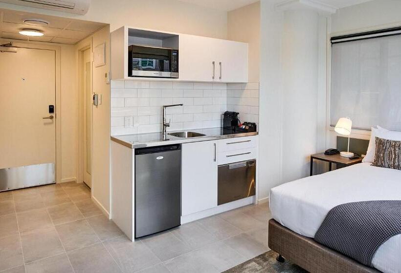 Студия Стандарт, Sojourn Apartment Hotel   Ghuznee