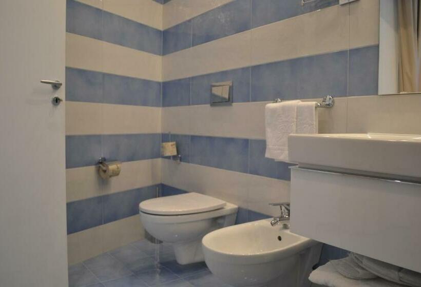 Номер Стандарт, Boutique Hotel Helios