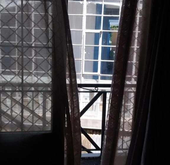 اتاق اکونومی, Chillpill Guest House