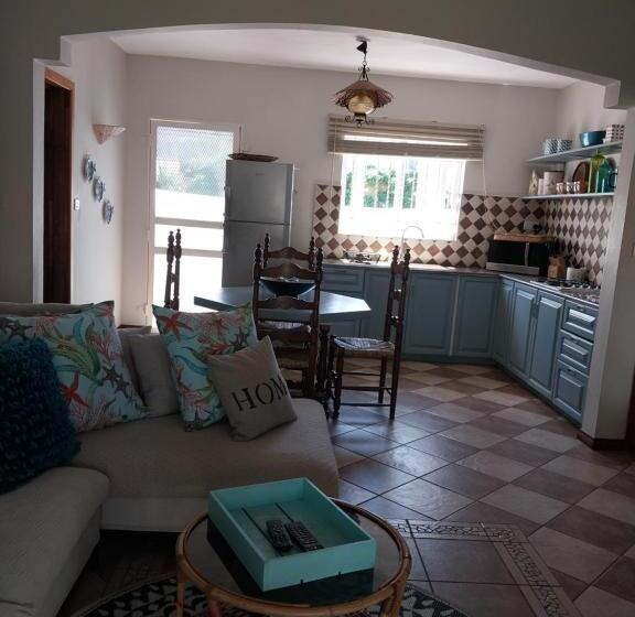 ویلای 2 خوابه, Chillpill Guest House