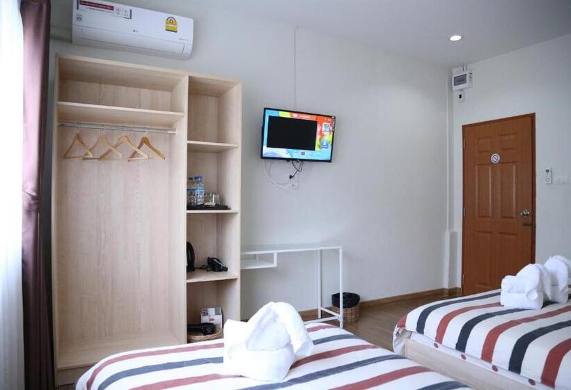 Quarto Familiar, G9 Bangkok