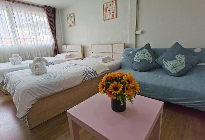 Quarto Estandar, G9 Bangkok