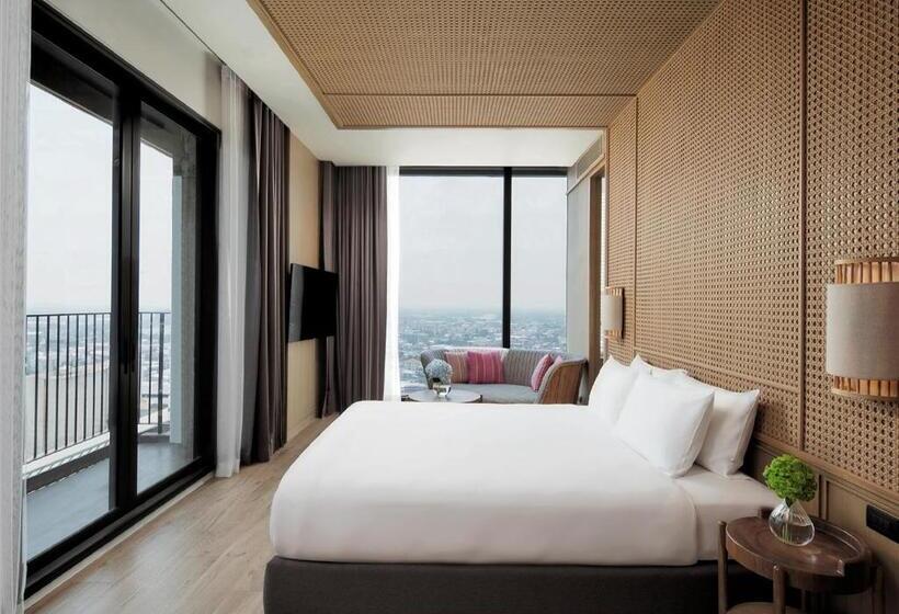 سوئیت با بالکن, Ad Lib Hotel Khon Kaen