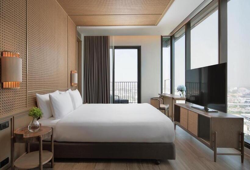 سوئیت با بالکن, Ad Lib Hotel Khon Kaen
