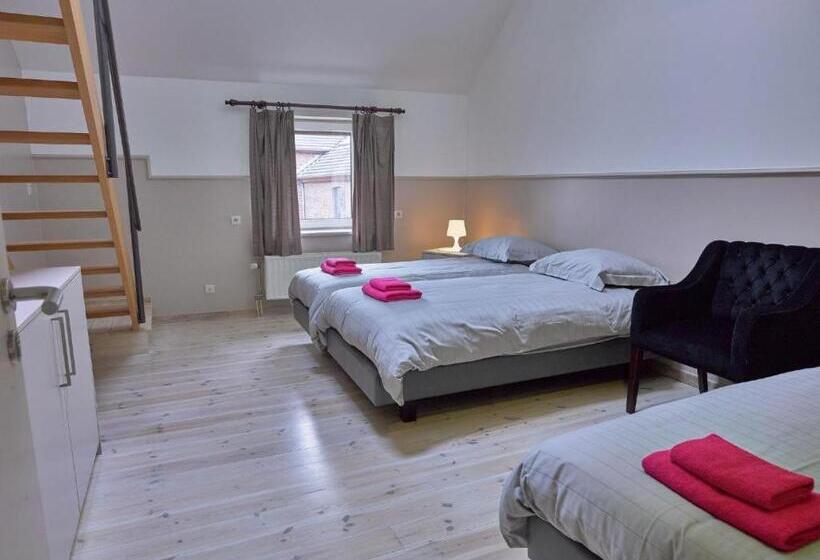 اتاق خانوادگی, Het Bloesemklooster Relais