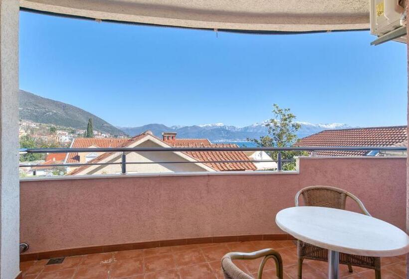 آپارتمان پرمیوم 1 خوابه با چشم‌انداز دریا, Garni Hotel Milica