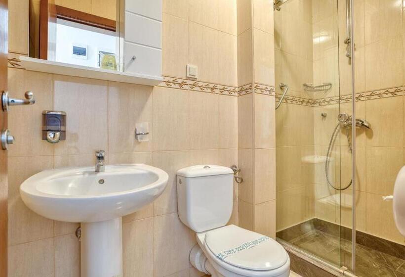 استودیوی استاندارد, Garni Hotel Milica