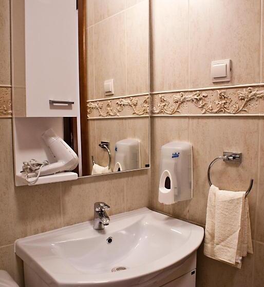 آپارتمان ممتاز سه‌خوابه رو به دریا, Garni Hotel Milica