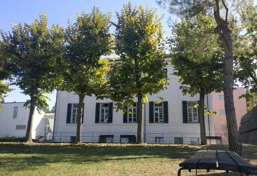 اتاق استاندارد یک نفره, Casa Diocesana Di Altavilla