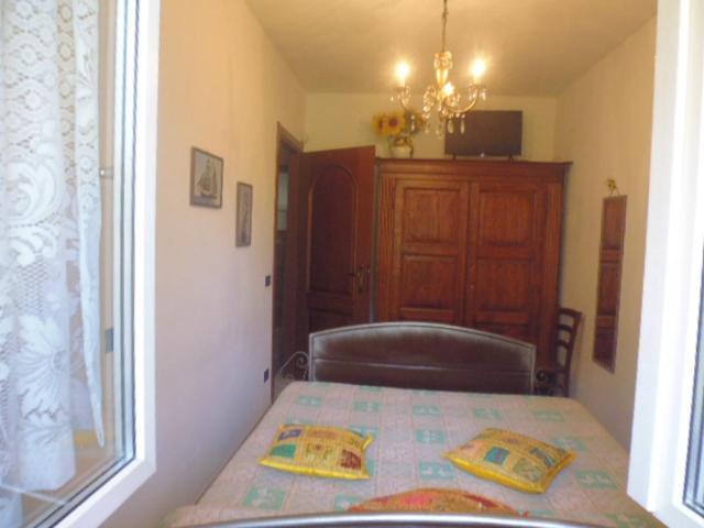 Семейный Номер, A Casa Di Lara