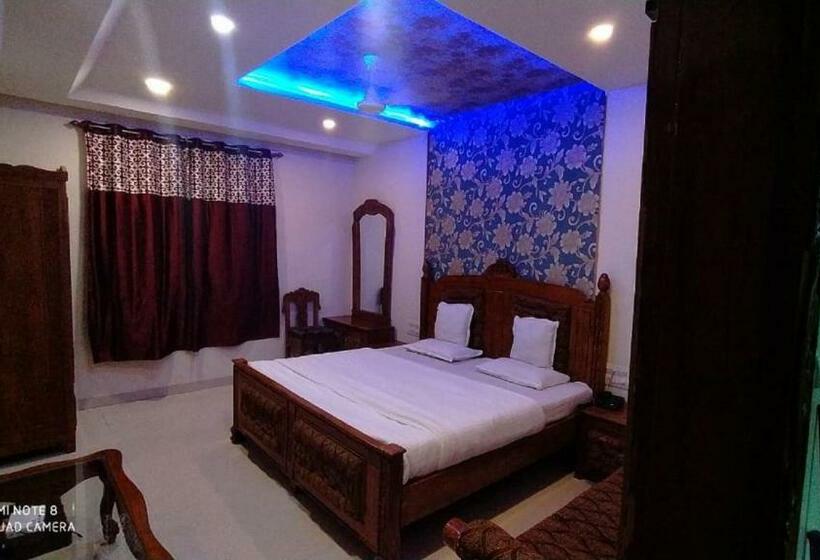 Номер Deluxe, Shalimar Executive, Uran Islampur