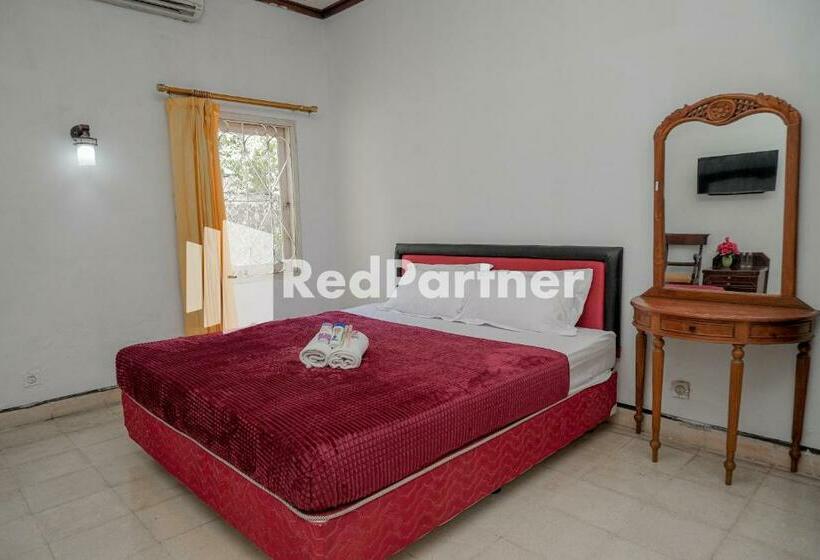 Номер Стандарт, Rajawali Guest House Mitra Reddoorz