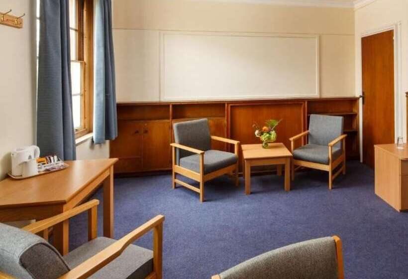 اتاق استاندارد یک نفره, Christ S College Cambridge