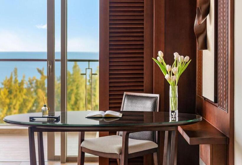 Номер Deluxe Кровать Кинг, Shangrila Sanya