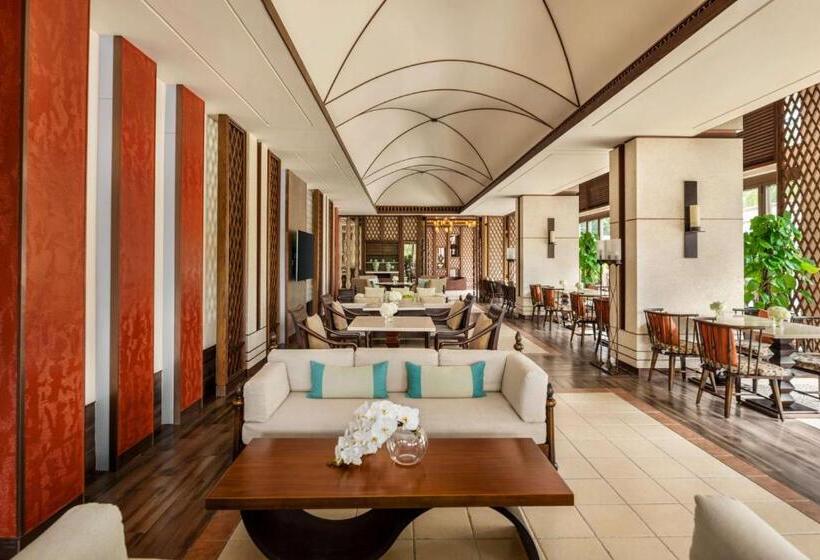 Номер Клуб, Shangrila Sanya