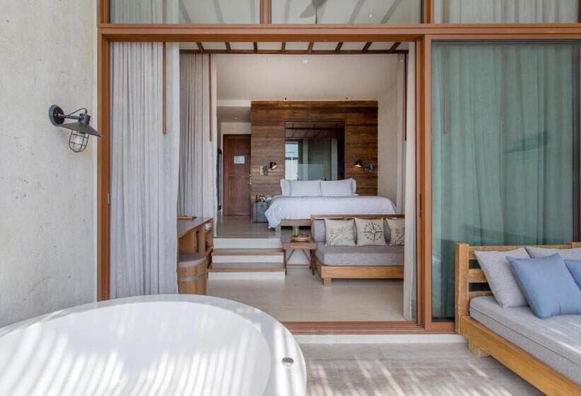 Номер Deluxe Вид на Море, U Pattaya