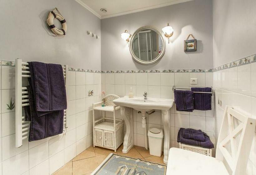 Номер Стандарт Трехместный, Chambres Et Table D Hôtes Les Trois Marquets