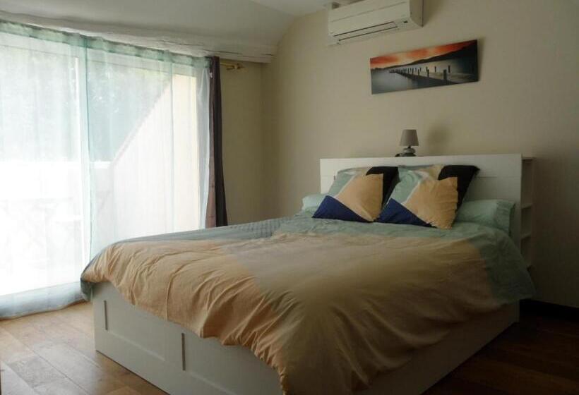 Апартаменты 2 Спальни, Villa Dikaria