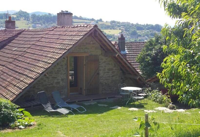 Номер Стандарт Вид на Сад, Chambres D`hôtes Le Plessis à Broye