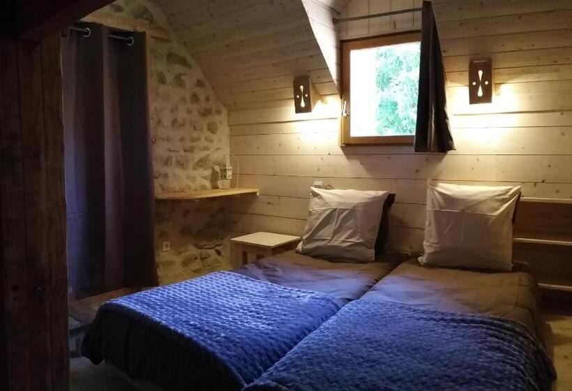 Номер Стандарт Вид на Сад, Chambres D`hôtes Le Plessis à Broye