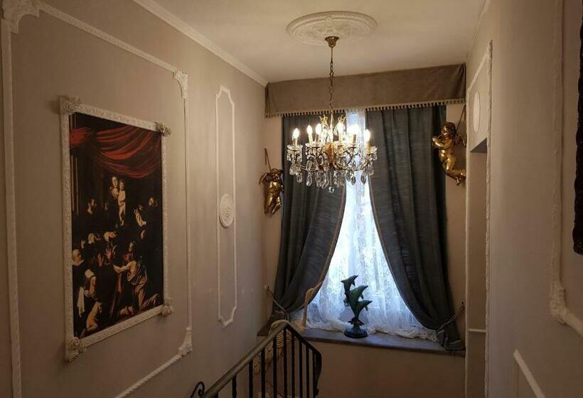 اتاق لوکس با تخت بزرگ, Locanda Elena
