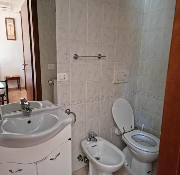 استودیوی استاندارد, Rea Villa