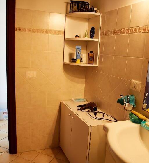 آپارتمان 2 خوابه, Rea Villa