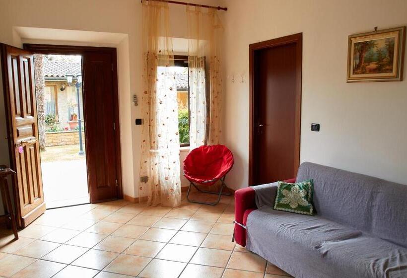 آپارتمان 1 خوابه, Rea Villa
