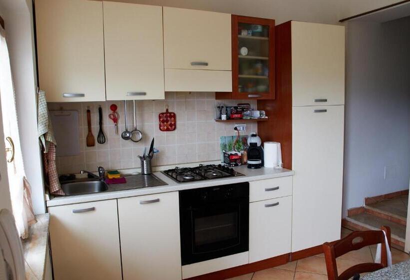 آپارتمان 2 خوابه, Rea Villa