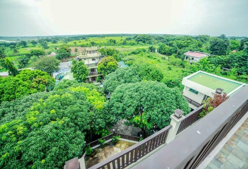 Президентский Люкс, Villa Esmeralda Bryan S Resort Hotel And Restaurant