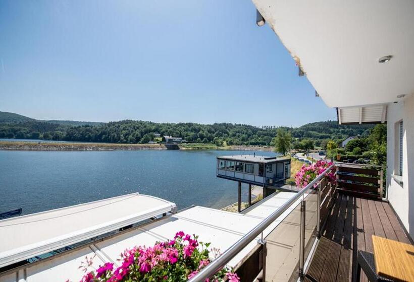 Номер Стандарт Трехместный, Garni Hotel Henn