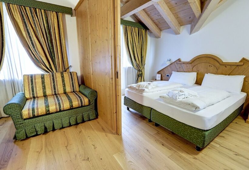 سوییت جونیور, Leading Relax Hotel Maria