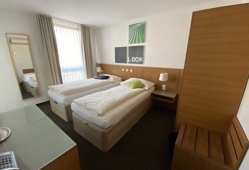 Номер Economy, Businesshotel Lux