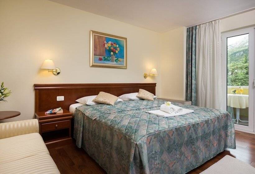 컴포트 룸 사이드 바다 뷰, Villa Bacchus
