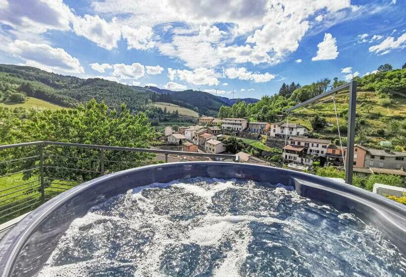 Номер Стандарт, Domaine De La Rue De La Tour