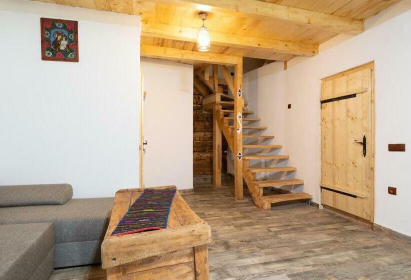 스탠다드 룸 킹사이즈 침대, Casa Bunicilor Apuseni
