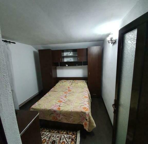 스탠다드 룸, Casa Din Deal Isverna Mehedinți