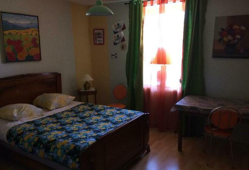 Номер Стандарт Совместная Ванная, Auberge La Romaine