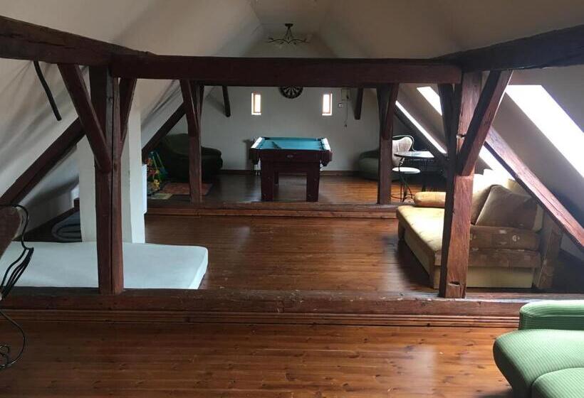 Дом 4 Спальни, Home Vendégház