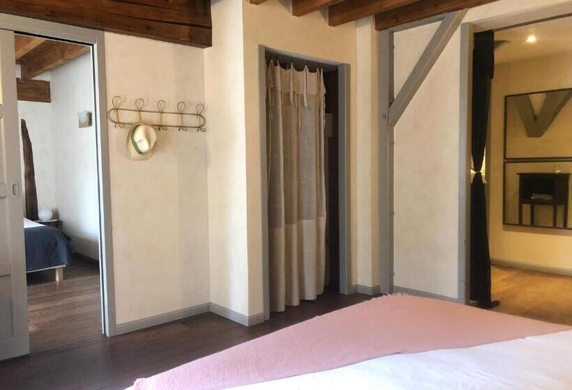Люкс Вид на Сад, Le Moulin De Longchamp   Maison D Hôtes