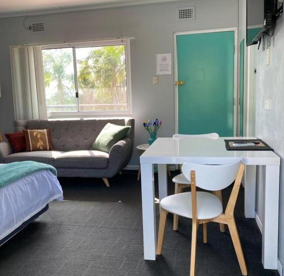 Номер Deluxe, Dukes Plantation Retro Motel