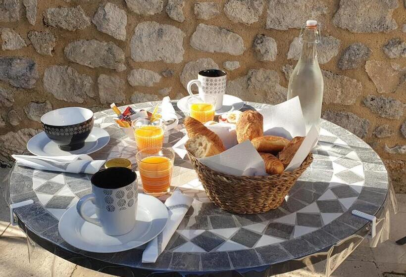 اتاق خانوادگی با چشم‌انداز باغ, Chambre D Hôte La Pierre Domaine De Fonpeyroune